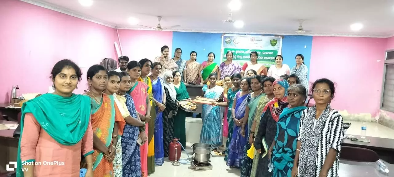 ಮಹಿಳೆಯರು ಅಧಿಕ ಆದಾಯದ ಸಣ್ಣ ಪ್ರಮಾಣದ ಚಟುವಟಿಕೆಗಳನ್ನು ಕೈಗೊಳ್ಳಬೇಕು: ಎಸ್.ಎನ್.ಮಂಜುನಾಥ