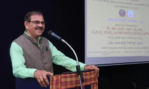 ಸಾಹಿತ್ಯದಿಂದ ಪಡೆದ ಹಣವನ್ನು ಸಮಾಜಕ್ಕೆ ಹಿಂತಿರುಗಿಸಿದ ಕೀರ್ತಿ ಭೈರಪ್ಪನವರಿಗೆ ಸಲ್ಲುತ್ತದೆ : ಡಾ.ಅಜಕ್ಕಳ ಗಿರೀಶ್ ಭಟ್