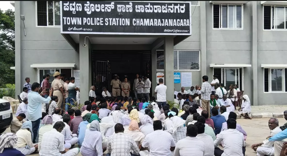 ಚಾಮರಾಜನಗರ | ಜೀವ ಬೆದರಿಕೆ, ಜಾತಿ ನಿಂದನೆ ಆರೋಪ; 17 ಮಂದಿಯ ವಿರುದ್ಧ ಎಫ್‌ಐಆರ್‌ ದಾಖಲು