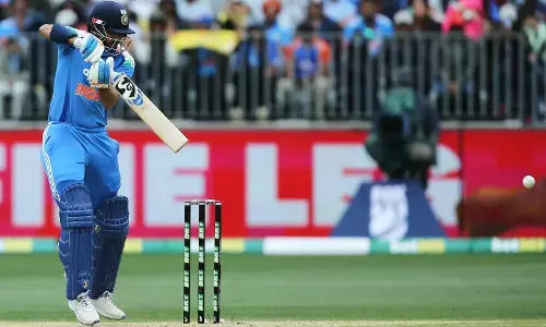 ಭಾರತ-ಆಸ್ಟ್ರೇಲಿಯಾ ಪಂದ್ಯಕ್ಕೆ ಮಳೆ ಅಡ್ಡಿ; 35 ಓವರ್ ಗೆ ಇಳಿಕೆ