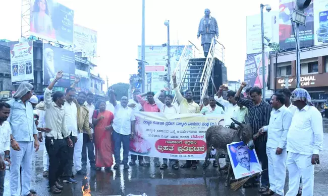 ಕಲಬುರಗಿ | ಬೇಡ-ನಾಯಕ ಸಮುದಾಯವನ್ನು ನಿಂದಿಸಿದ ರಮೇಶ್ ಕತ್ತಿ ವಿರುದ್ಧ ಕ್ರಮಕ್ಕೆ ಆಗ್ರಹ