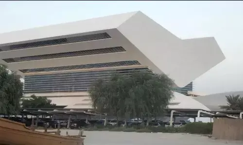 ವಿಶ್ವದ ಗಮನ ಸೆಳೆಯುತ್ತಿರುವ ದುಬೈಯ ‘ಮುಹಮ್ಮದ್ ಬಿನ್ ರಾಶಿದ್’ ಗ್ರಂಥಾಲಯ