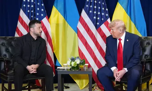 ಪುಟಿನ್ ಷರತ್ತು ಒಪ್ಪಿಕೊಳ್ಳದಿದ್ದರೆ ಉಕ್ರೇನ್ ನಾಶವಾಗುತ್ತದೆ : ಝೆಲೆನ್‍ಸ್ಕಿಗೆ ಟ್ರಂಪ್ ಎಚ್ಚರಿಕೆ