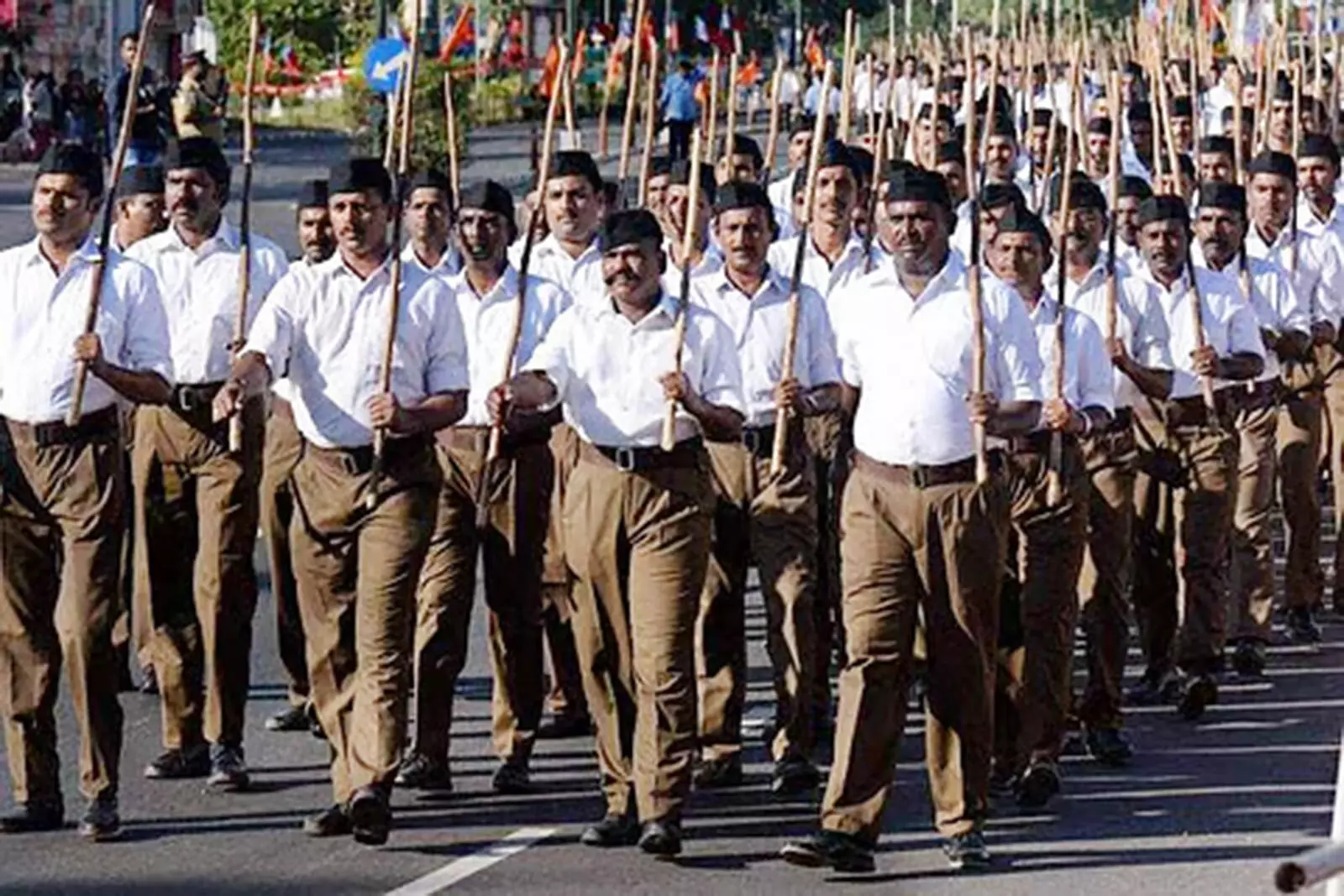 ಆರೆಸ್ಸೆಸ್‌ಗೆ ಕಡಿವಾಣ ಹಾಕುವುದು ಅಸಾಧ್ಯವೇ?