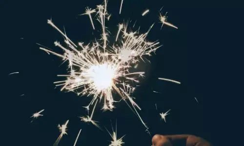 ಬೆಂಗಳೂರಿನಲ್ಲಿ ಪಟಾಕಿ ಅವಘಡ; ಮೂರು ದಿನಗಳಲ್ಲಿ 83ಕ್ಕೂ ಅಧಿಕ ಮಂದಿಗೆ ಗಾಯ