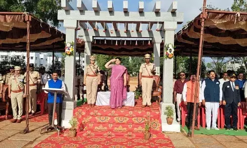 ವಿಜಯನಗರ | ದೇಶದ ರಕ್ಷಣೆಯಲ್ಲಿ ಪೊಲೀಸರ ಸೇವೆ ಅವಿಸ್ಮರಣೀಯ: ಜಿಲ್ಲಾಧಿಕಾರಿ ಕವಿತಾ ಮನ್ನಿಕೇರಿ