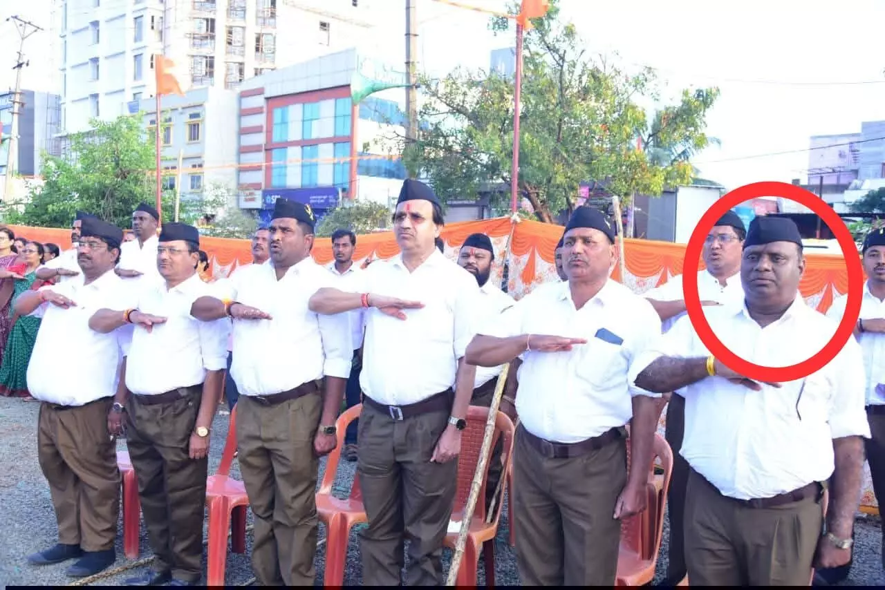 ಬೀದರ್ | ಆರೆಸ್ಸೆಸ್‌ ಪಥ ಸಂಚಲನದಲ್ಲಿ ಅನುದಾನಿತ ಶಾಲೆಯ ಮುಖ್ಯ ಶಿಕ್ಷಕ ಭಾಗಿ : ಫೋಟೋ ವೈರಲ್