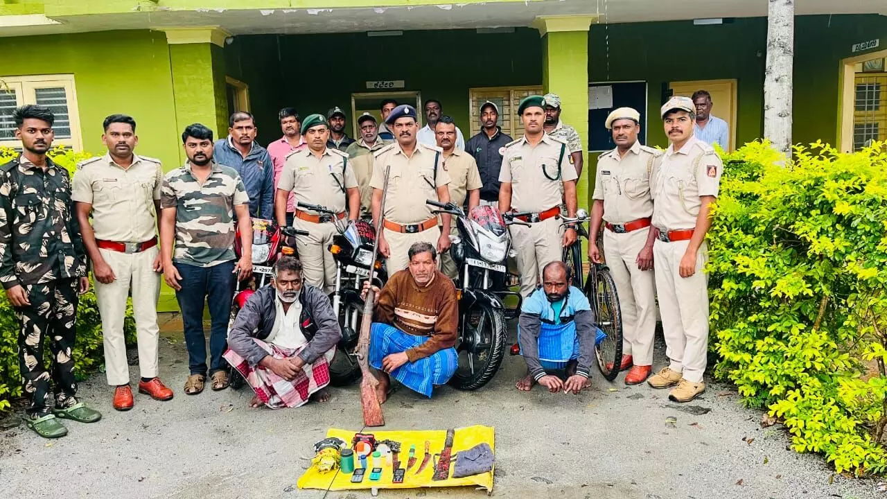 ಚಾಮರಾಜನಗರ | ಕಾಡು ಪ್ರಾಣಿಗಳ ಬೇಟೆಗೆ ಯತ್ನ : ಮೂವರ ಬಂಧನ, ಇಬ್ಬರು ಪರಾರಿ