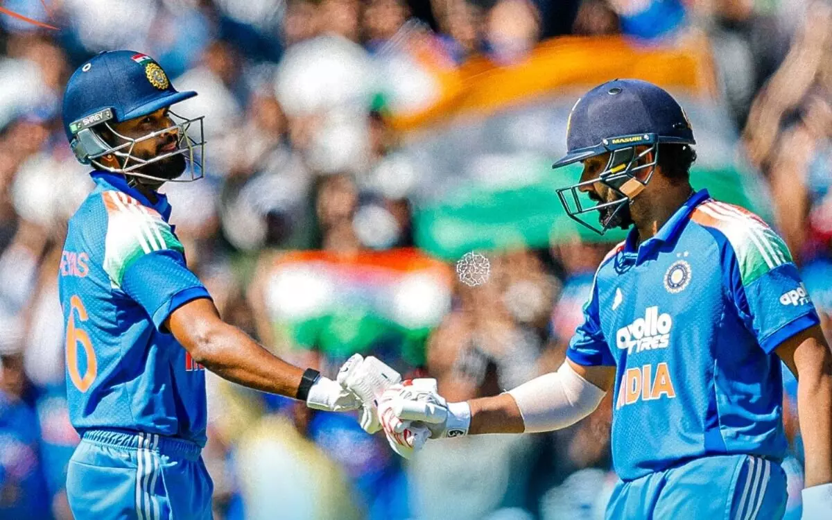 ಆಸ್ಟ್ರೇಲಿಯಾ ವಿರುದ್ಧದ ದ್ವಿತೀಯ ಏಕದಿನ ಪಂದ್ಯ: 265 ರನ್ ಗುರಿ ನೀಡಿದ ಭಾರತ ಆಸ್ಟ್ರೇಲಿಯಾ ವಿರುದ್ಧದ ದ್ವಿತೀಯ ಏಕದಿನ ಪಂದ್ಯ: 265 ರನ್ ಗುರಿ ನೀಡಿದ ಭಾರತ