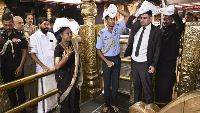 ‌ಕೇರಳ ವಿವಾದಕ್ಕೆ ಕಾರಣವಾದ ರಾಷ್ಟ್ರಪತಿಗಳ ಶಬರಿಮಲೆ ಭೇಟಿಯ ಕುರಿತು ಡಿವೈಎಸ್ಪಿಯ ವಾಟ್ಸ್‌ಆ್ಯಪ್ ಪೋಸ್ಟ್