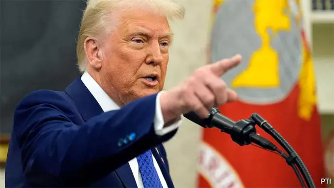 ಪಶ್ಚಿಮದಂಡೆ ಸ್ವಾಧೀನಪಡಿಸಿಕೊಂಡರೆ ಇಸ್ರೇಲ್ಗೆ ಅಮೆರಿಕಾದ ಬೆಂಬಲ ಅಂತ್ಯ: ಟ್ರಂಪ್ ಎಚ್ಚರಿಕೆ ಪಶ್ಚಿಮದಂಡೆ ಸ್ವಾಧೀನಪಡಿಸಿಕೊಂಡರೆ ಇಸ್ರೇಲ್ಗೆ ಅಮೆರಿಕಾದ ಬೆಂಬಲ ಅಂತ್ಯ: ಟ್ರಂಪ್ ಎಚ್ಚರಿಕೆ