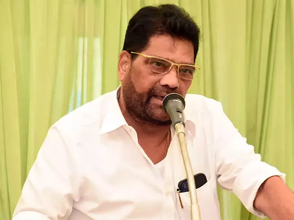 ನ್ಯಾಯವಾದಿ ವಿಜಯಕುಮಾರ್ ಸ್ಮರಣಾರ್ಥ ಕಾರ್ಕಳ ಬಾಹುಬಲಿ ಬೆಟ್ಟಕ್ಕೆ ವಿದ್ಯುತ್ ದೀಪ ಜೋಡಣೆ : ರಾಜೇಂದ್ರ ಕುಮಾರ್ ನ್ಯಾಯವಾದಿ ವಿಜಯಕುಮಾರ್ ಸ್ಮರಣಾರ್ಥ ಕಾರ್ಕಳ ಬಾಹುಬಲಿ ಬೆಟ್ಟಕ್ಕೆ ವಿದ್ಯುತ್ ದೀಪ ಜೋಡಣೆ : ರಾಜೇಂದ್ರ ಕುಮಾರ್