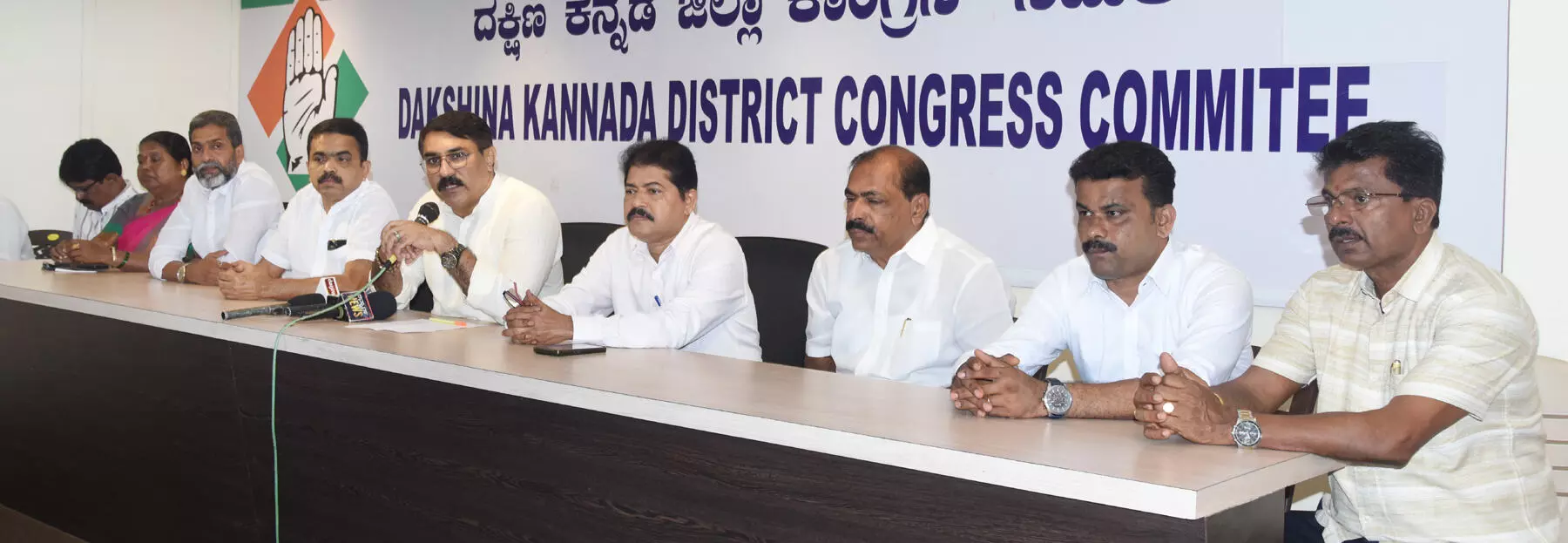 ಗುಂಪು ಆರೋಗ್ಯ ವಿಮೆಗೆ ಜಿಎಸ್ಟಿ ಇಳಿಕೆಯಾಗಿಲ್ಲ: ಪದ್ಮರಾಜ್ ಪೂಜಾರಿ ಗುಂಪು ಆರೋಗ್ಯ ವಿಮೆಗೆ ಜಿಎಸ್ಟಿ ಇಳಿಕೆಯಾಗಿಲ್ಲ: ಪದ್ಮರಾಜ್ ಪೂಜಾರಿ