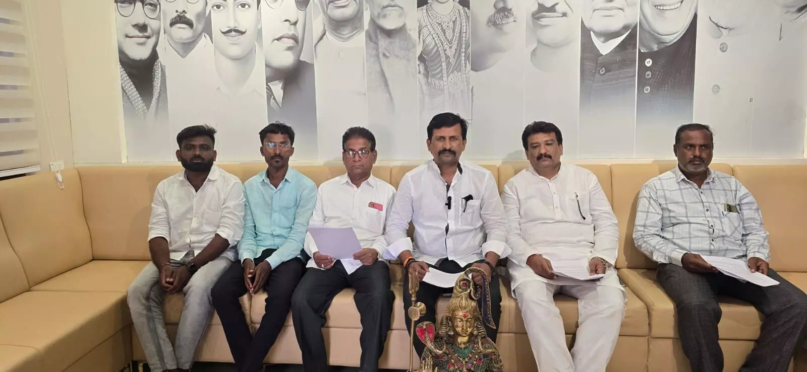 ಕಲಬುರಗಿ | ಪಾದಯಾತ್ರೆ ಹೆಸರಿನಲ್ಲಿ ಸಾರ್ವಜನಿಕರ ತೆರಿಗೆಯ ಹಣ ಪೋಲು : ಬಿಜೆಪಿ ಮುಖಂಡರ ಆರೋಪ ಕಲಬುರಗಿ | ಪಾದಯಾತ್ರೆ ಹೆಸರಿನಲ್ಲಿ ಸಾರ್ವಜನಿಕರ ತೆರಿಗೆಯ ಹಣ ಪೋಲು : ಬಿಜೆಪಿ ಮುಖಂಡರ ಆರೋಪ