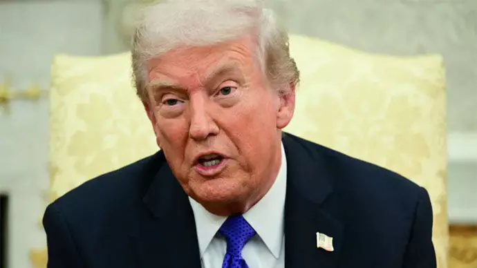 ವರ್ಷಾಂತ್ಯದೊಳಗೆ ರಶ್ಯದಿಂದ ತೈಲ ಖರೀದಿಯನ್ನು ಬಹುತೇಕ ನಿಲ್ಲಿಸಲು ಭಾರತ ಒಪ್ಪಿಕೊಂಡಿದೆ: ಟ್ರಂಪ್ ಪುನರುಚ್ಚಾರ ವರ್ಷಾಂತ್ಯದೊಳಗೆ ರಶ್ಯದಿಂದ ತೈಲ ಖರೀದಿಯನ್ನು ಬಹುತೇಕ ನಿಲ್ಲಿಸಲು ಭಾರತ ಒಪ್ಪಿಕೊಂಡಿದೆ: ಟ್ರಂಪ್ ಪುನರುಚ್ಚಾರ