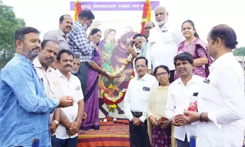 ಬಳ್ಳಾರಿ | ಕಿತ್ತೂರು ರಾಣಿ ಚೆನ್ನಮ್ಮ ಜಯಂತಿ ಆಚರಣೆ