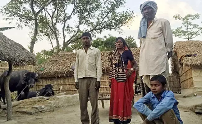 ಜಾತಿಯೆಂಬುದು ಕಣ್ಣಿಗೆ ಇರಿಯುವ ವಾಸ್ತವ, ನಿವಾರಣೆಯಾಗದ ಜಾಡ್ಯ ಜಾತಿಯೆಂಬುದು ಕಣ್ಣಿಗೆ ಇರಿಯುವ ವಾಸ್ತವ, ನಿವಾರಣೆಯಾಗದ ಜಾಡ್ಯ