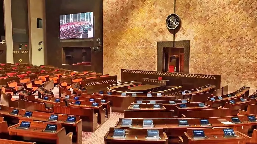 ಜಮ್ಮುಕಾಶ್ಮೀರ: ನಾಲ್ಕು ರಾಜ್ಯಸಭಾ ಸ್ಥಾನಗಳಿಗಳಿಗೆ ಮತದಾನ ಜಮ್ಮುಕಾಶ್ಮೀರ: ನಾಲ್ಕು ರಾಜ್ಯಸಭಾ ಸ್ಥಾನಗಳಿಗಳಿಗೆ ಮತದಾನ