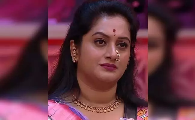 ಆಕ್ಷೇಪಾರ್ಹ ಪದ ಬಳಕೆ ಆರೋಪ: ಬಿಗ್‍ಬಾಸ್ ಸ್ಪರ್ಧಿ ಅಶ್ವಿನಿ ಗೌಡ ವಿರುದ್ಧ ದೂರು ದಾಖಲು |  complaint against Bigg Boss contestant Ashwini Gowda