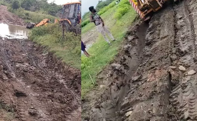 ರಾಯಚೂರು | ಮಳೆಯಿಂದ ಮರ್ಚೆಡ್ ಗ್ರಾಮದ ಜಮೀನುಗಳ ರಸ್ತೆಗೆ ಹಾನಿ : ದುರಸ್ತಿಗೆ ಗ್ರಾಮಸ್ಥರ ಒತ್ತಾಯ