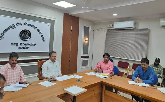 ಬೀದರ್ | ಈಶಾನ್ಯ ಶಿಕ್ಷಕರ ಕ್ಷೇತ್ರದ ಮತದಾರರ ನೋಂದಣಿ ಪ್ರಕ್ರಿಯೆ ಅಚ್ಚುಕಟ್ಟಾಗಿ ನಡೆಯಲಿ : ಸಿಇಒ ಡಾ.ಗಿರೀಶ್ ಬದೋಲೆ