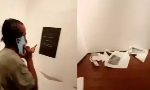 ಕೇರಳ | ಕೊಚ್ಚಿ ಕಲಾ ಗ್ಯಾಲರಿಯಲ್ಲಿ ಅಲ್ಜೀರಿಯಾ-ಫ್ರೆಂಚ್ ಕಲಾವಿದೆಯ ಕಲಾಕೃತಿಗಳಿಗೆ ಹಾನಿ : ಇಬ್ಬರ ವಿರುದ್ಧ ಪ್ರಕರಣ ದಾಖಲು