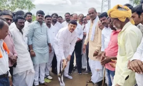 ಸುರಪುರ | ವಿವಿಧ ಅಭಿವೃದ್ಧಿ ಕಾಮಗಾರಿಗಳಿಗೆ ಶಾಸಕ ರಾಜಾ ವೇಣುಗೋಪಾಲ ನಾಯಕ ಚಾಲನೆ