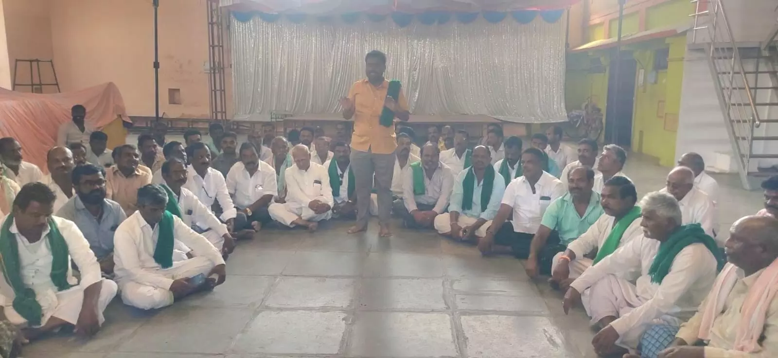 ಬಳ್ಳಾರಿ | ಬೇಸಿಗೆ ಬೆಳೆಗೆ ನೀರು ಹರಿಸದಿದ್ದರೆ, ರಾಷ್ಟ್ರೀಯ ಹೆದ್ದಾರಿಗಳಲ್ಲಿ ರಸ್ತೆ ಚಳುವಳಿ : ಬಿ.ವಿ.ಗೌಡ