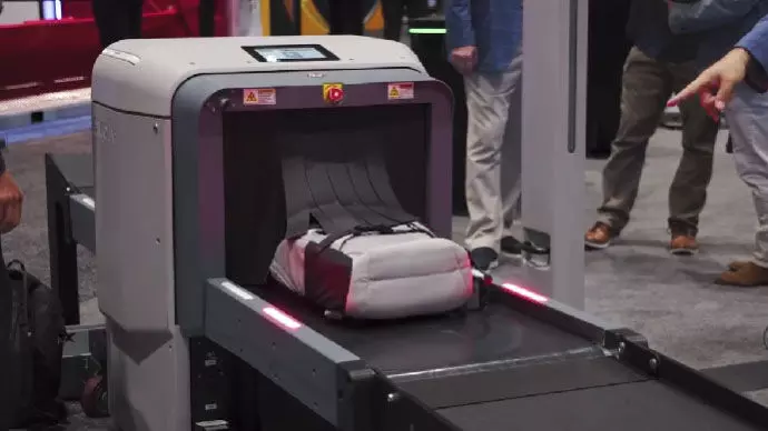 ವಿದ್ಯಾರ್ಥಿಯ ಬ್ಯಾಗ್‍ನಲ್ಲಿದ್ದ ಚಿಪ್ಸ್ ಪ್ಯಾಕೇಟನ್ನು ಗನ್ ಎಂದು ಗುರುತಿಸಿದ ಎಐ !