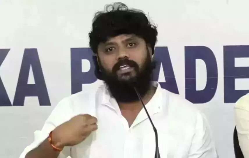 ಮಾಜಿ ಸಂಸದ ಪ್ರತಾಪ್ ಸಿಂಹ ನನ್ನ ತಾಯಿಯ ಕ್ಷಮೆ ಕೇಳಬೇಕು: ಶಾಸಕ ಪ್ರದೀಪ್ ಈಶ್ವರ್