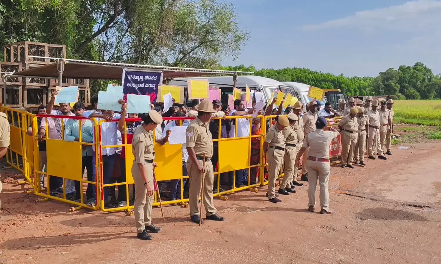 ಪಾರಂಪಳ್ಳಿ: ವಿರೋಧದ ಮಧ್ಯೆ ಘನ ತ್ಯಾಜ್ಯ ಘಟಕ ಉದ್ಘಾಟನೆ