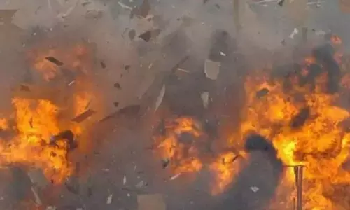 ಬೆಂಗಳೂರು | ಮನೆಯಲ್ಲಿ ನಿಗೂಢ ಸ್ಫೋಟ : ವೃದ್ಧೆ ಮೃತ್ಯು, ಮೂವರಿಗೆ ಗಂಭೀರ ಗಾಯ