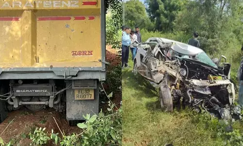 ಚಾಮರಾಜನಗರ: ಟಿಪ್ಪರ್, ಕಾರು ಮುಖಾಮುಖಿ ಢಿಕ್ಕಿ; ಕೇರಳ ಮೂಲದ ಇಬ್ಬರು ಮೃತ್ಯು, ಮೂವರು ಗಂಭೀರ