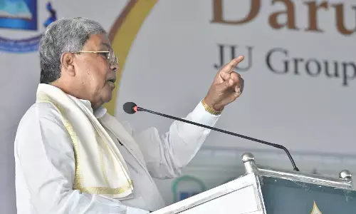 ಸಮಾಜದಲ್ಲಿನ ಅಸಮಾನತೆ ತೊಲಗಿಸಲು ಪ್ರತಿಯೊಬ್ಬರೂ ಶಿಕ್ಷಿತರಾಗಲೇಬೇಕು: ಸಿಎಂ ಸಿದ್ದರಾಮಯ್ಯ