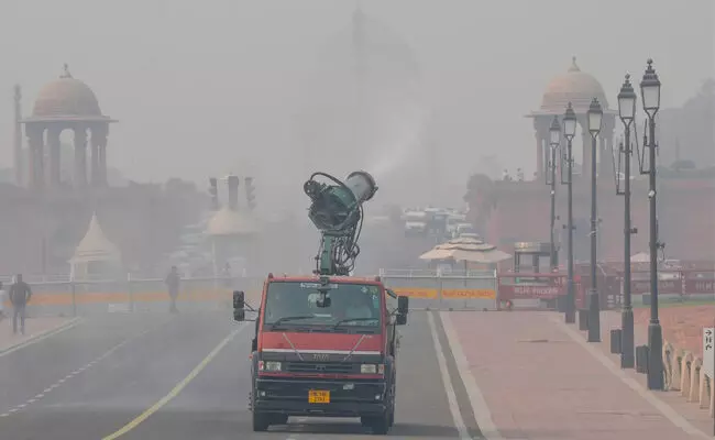 ವಾಯು ಮಾಲಿನ್ಯ ಬಿಕ್ಕಟ್ಟು ಈಗ ಮಿದುಳು, ಶರೀರಗಳ ಮೇಲಿನ ಪೂರ್ಣ ಪ್ರಮಾಣದ ದಾಳಿಯಾಗಿದೆ: ಕಾಂಗ್ರೆಸ್ ಕಳವಳ