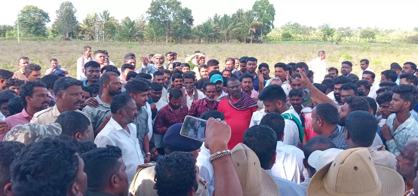 ಮೈಸೂರು | ಹುಲಿ ದಾಳಿ; ಜಮೀನಿನಲ್ಲಿ ಜಾನುವಾರು ಮೇಯಿಸುತ್ತಿದ್ದ ರೈತ ಮೃತ್ಯು