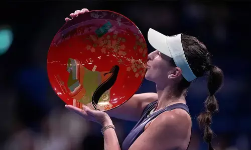 ಪ್ಯಾನ್ ಪೆಸಿಫಿಕ್ ಓಪನ್: 10ನೇ ಪ್ರಶಸ್ತಿ ಗೆದ್ದ ಬೆಲಿಂಡಾ ಬೆನ್ಸಿಕ್