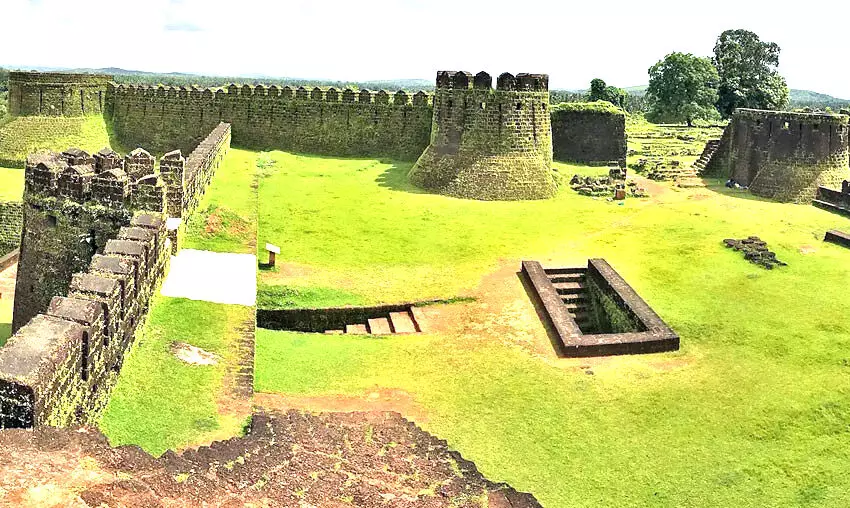 ಇತಿಹಾಸದ ಹೆಮ್ಮೆಯ ಚಿಹ್ನೆ: ಉತ್ತರ ಕನ್ನಡದ ಮಿರ್ಜಾನ್ ಕೋಟೆ ಇತಿಹಾಸದ ಹೆಮ್ಮೆಯ ಚಿಹ್ನೆ: ಉತ್ತರ ಕನ್ನಡದ ಮಿರ್ಜಾನ್ ಕೋಟೆ