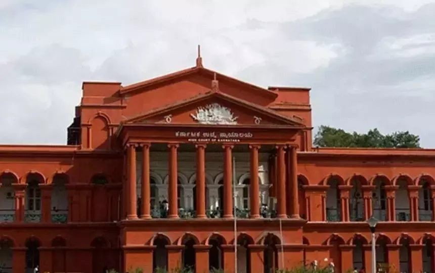 ರಾಜ್ಯದಲ್ಲಿ ನಿಲ್ಲದ ಮಕ್ಕಳ ಭಿಕ್ಷಾಟನೆ; ಸರಕಾರದ ಕಾರ್ಯವೈಖರಿಗೆ ಹೈಕೋರ್ಟ್ ಅಸಮಾಧಾನ ರಾಜ್ಯದಲ್ಲಿ ನಿಲ್ಲದ ಮಕ್ಕಳ ಭಿಕ್ಷಾಟನೆ; ಸರಕಾರದ ಕಾರ್ಯವೈಖರಿಗೆ ಹೈಕೋರ್ಟ್ ಅಸಮಾಧಾನ