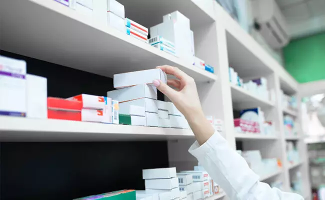 ಉತ್ತರ ಪ್ರದೇಶ: ಕಾನೂನು ವಿದ್ಯಾರ್ಥಿಯ ಮೇಲೆ ಫಾರ್ಮಸಿ ಮಾಲೀಕನಿಂದ ಭೀಕರ ಆಕ್ರಮಣ ಉತ್ತರ ಪ್ರದೇಶ: ಕಾನೂನು ವಿದ್ಯಾರ್ಥಿಯ ಮೇಲೆ ಫಾರ್ಮಸಿ ಮಾಲೀಕನಿಂದ ಭೀಕರ ಆಕ್ರಮಣ