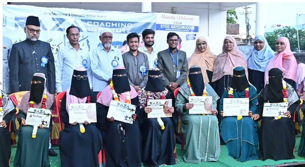 ಕಲಬುರಗಿ | ಯುವತಿಯರಿಗೆ ಮೆಹಂದಿ, ಟೈಲರಿಂಗ್ ಪ್ರಮಾಣ ಪತ್ರ ವಿತರಣೆ ಕಲಬುರಗಿ | ಯುವತಿಯರಿಗೆ ಮೆಹಂದಿ, ಟೈಲರಿಂಗ್ ಪ್ರಮಾಣ ಪತ್ರ ವಿತರಣೆ