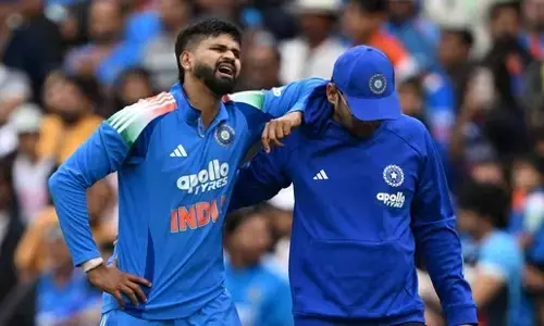 ಆಸ್ಟ್ರೇಲಿಯಾ ವಿರುದ್ಧದ ಪಂದ್ಯದ ವೇಳೆ ಶ್ರೇಯಸ್ ಅಯ್ಯರ್‌ಗೆ ಪಕ್ಕೆಲುಬಿನ ಗಾಯ, ಆಂತರಿಕ ರಕ್ತಸ್ರಾವ ; ಸಿಡ್ನಿ ಆಸ್ಪತ್ರೆಯಲ್ಲಿ ಚಿಕಿತ್ಸೆ