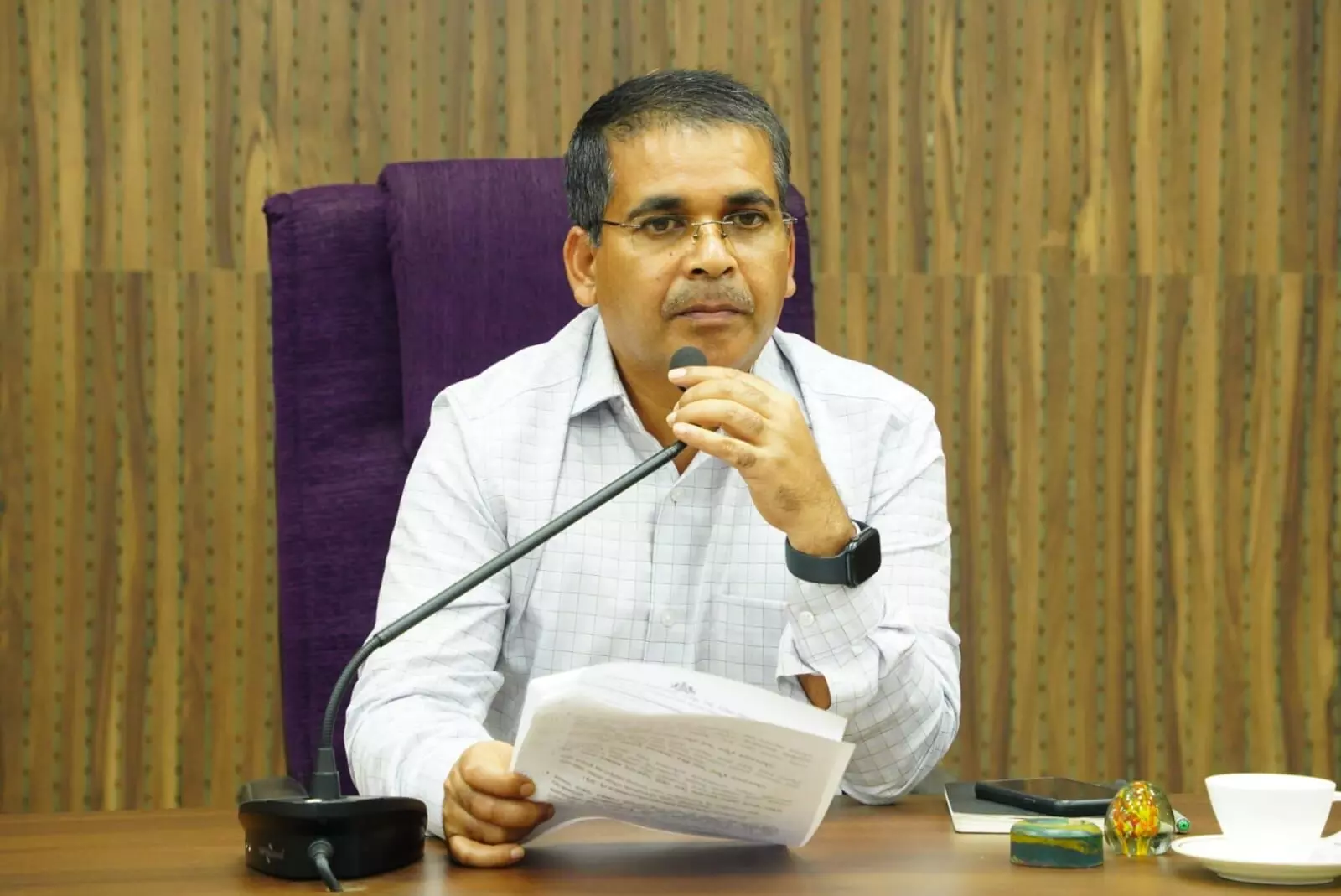 ಬಳ್ಳಾರಿ ಜಿಲ್ಲಾಡಳಿತದಿಂದ ಕನಕದಾಸರ ಜಯಂತಿ ಅರ್ಥಪೂರ್ಣ ಆಚರಣೆಗೆ ನಿರ್ಧಾರ