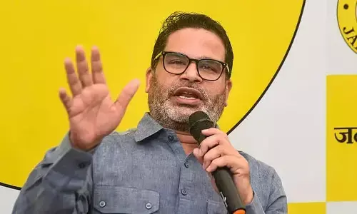 ಎರಡು ರಾಜ್ಯಗಳ ಮತದಾರರ ಪಟ್ಟಿಯಲ್ಲಿ ಹೆಸರು : ಪ್ರಶಾಂತ್ ಕಿಶೋರ್‌ಗೆ ಚುನಾವಣಾ ಆಯೋಗ ನೋಟಿಸ್