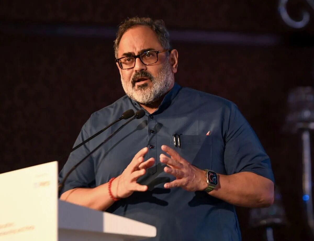 ಕರ್ನಾಟಕದಲ್ಲಿ ‘ಭೂಹಗರಣ’ ಆರೋಪ : ಕೇರಳದ ಬಿಜೆಪಿ ಅಧ್ಯಕ್ಷ ರಾಜೀವ್ ಚಂದ್ರಶೇಖರ್ ವಿರುದ್ಧ ಕ್ರಮಕ್ಕೆ ಸಿಪಿಎಂ, ಕಾಂಗ್ರೆಸ್ ಆಗ್ರಹ