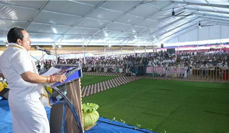 ಸಂಪಾದಕೀಯ | ಗ್ಯಾರಂಟಿ ಯೋಜನೆಗಳ ಜೊತೆಗೆ ಶಾಸಕರು ನಿಲ್ಲಲಿ