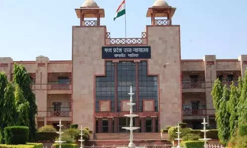 ʼಪಾದಗಳನ್ನು ತೊಳೆದ’ ಪ್ರಕರಣದ ವಿಚಾರಣೆಯಿಂದ ಹಿಂದೆ ಸರಿದ ಮಧ್ಯಪ್ರದೇಶ ಹೈಕೋರ್ಟ್ ಪೀಠ