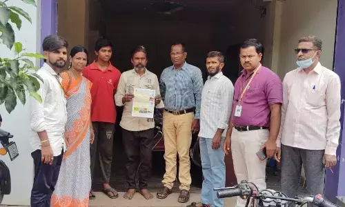 ಬಳ್ಳಾರಿ | ಕಾರ್ಮಿಕ ಇಲಾಖೆಯಿಂದ ವಿವಿಧೆಡೆ ದಾಳಿ : ಮೂರು ಬಾಲಕಾರ್ಮಿಕರ ರಕ್ಷಣೆ