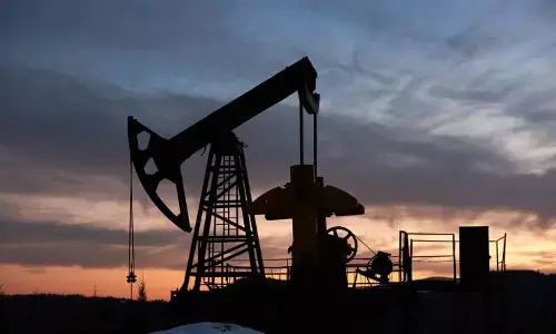 ನಿರ್ಬಂಧಗಳ ಒತ್ತಡ: ರಶ್ಯದಿಂದ ಭಾರತಕ್ಕೆ ಕಚ್ಚಾತೈಲವನ್ನು ಸಾಗಿಸುತ್ತಿದ್ದ ಟ್ಯಾಂಕರ್ ಯೂ-ಟರ್ನ್