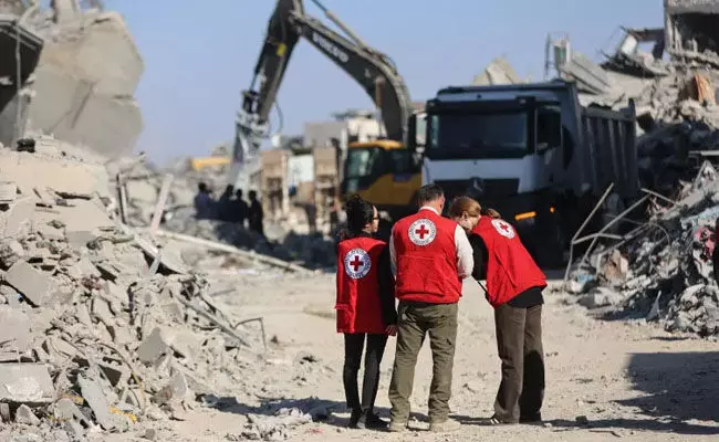 ರೆಡ್ ಕ್ರಾಸ್ ಗೆ ಇಬ್ಬರು ಒತ್ತೆಯಾಳುಗಳ ಮೃತದೇಹಗಳನ್ನು ಹಸ್ತಾಂತರಿಸಿದ ಹಮಾಸ್